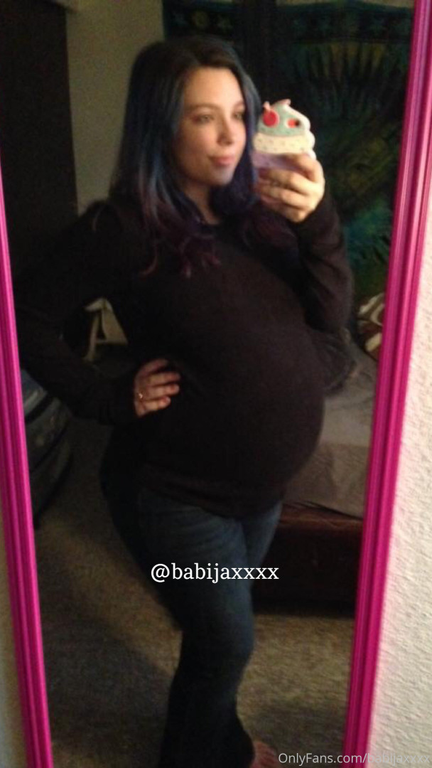 Photo by babijaxxxx published on November 29,2023 00:08:18 - BestThots