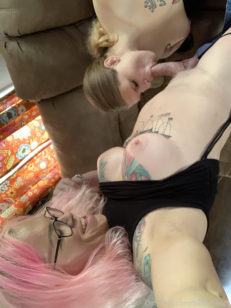 Photo by baileybeach published on November 28,2023 20:43:06 - BestThots