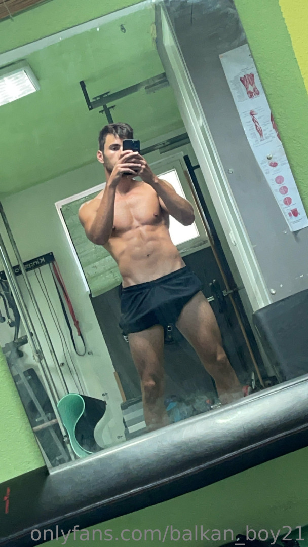 Photo by balkan_guy21 published on November 28,2023 19:39:48 - BestThots