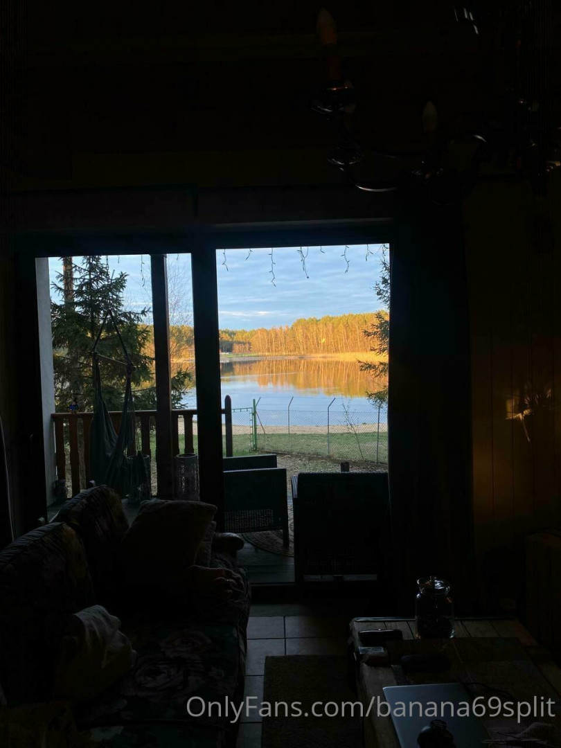 Photo by banana69split published on November 28,2023 19:07:17 - BestThots
