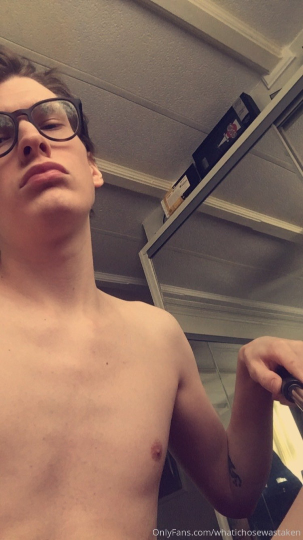 Photo by bandosexual published on November 28,2023 19:06:55 - BestThots