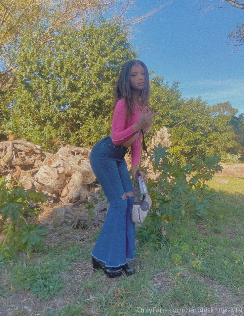 Photo by barbieskittykat19 published on December 9,2023 18:28:39 - BestThots