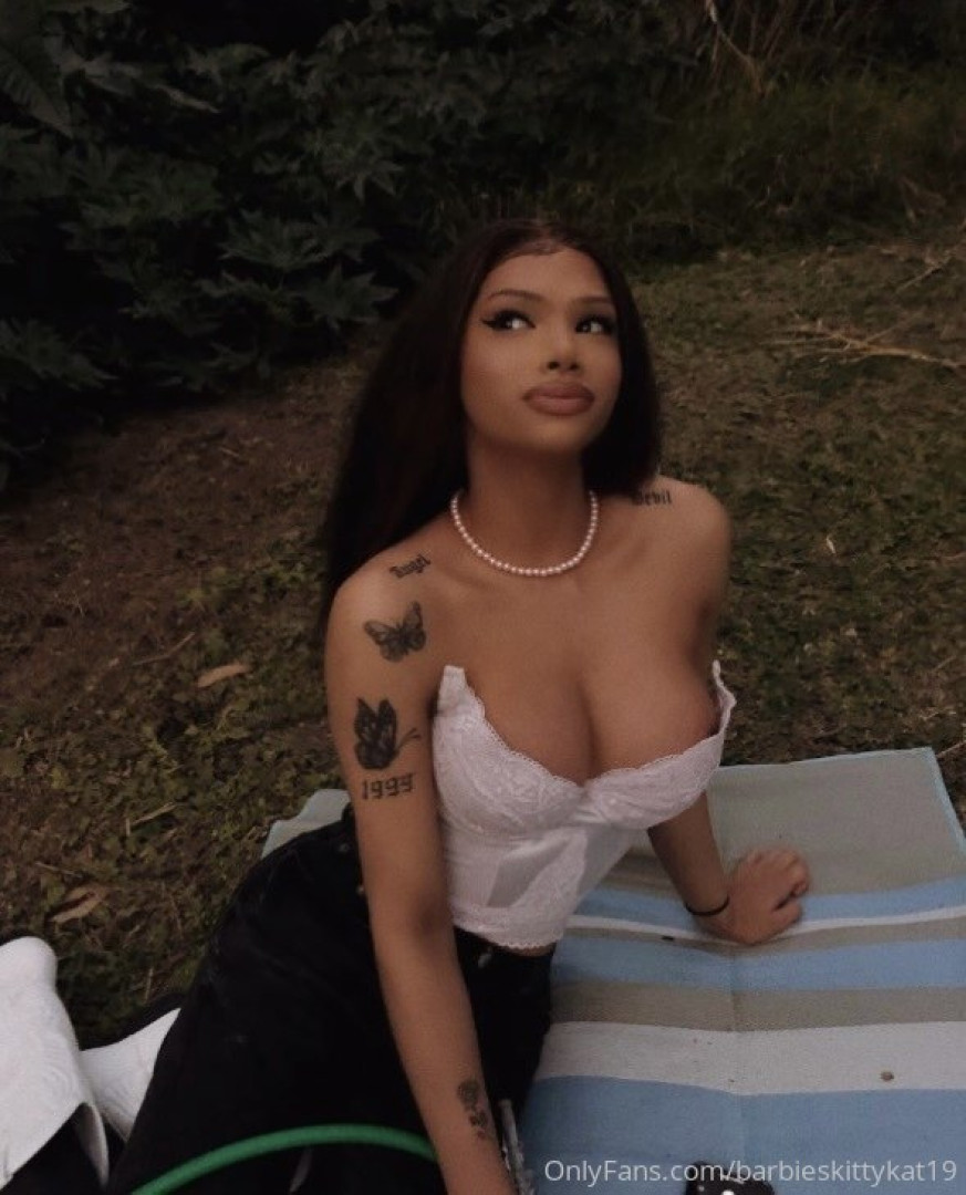 Photo by barbieskittykat19 published on December 9,2023 18:29:14 - BestThots