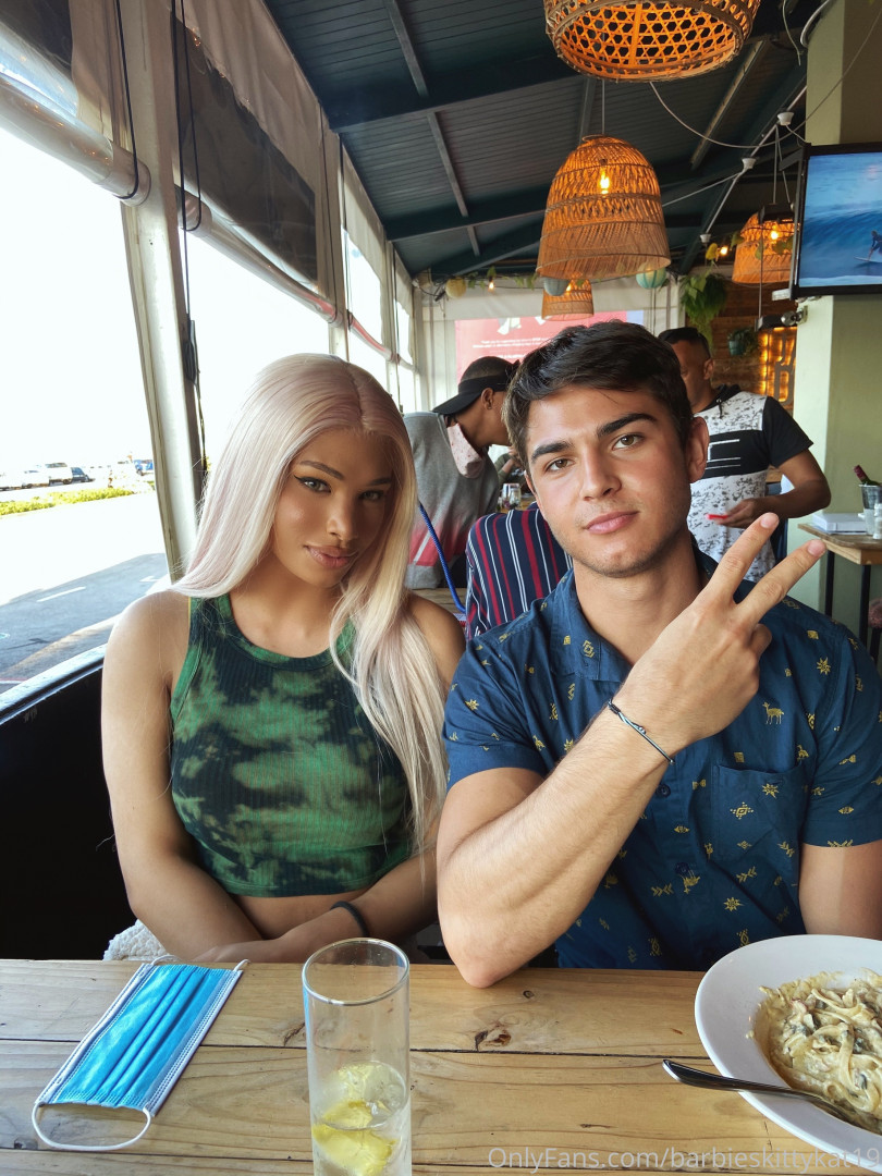 Photo by barbieskittykat19 published on December 9,2023 18:29:18 - BestThots