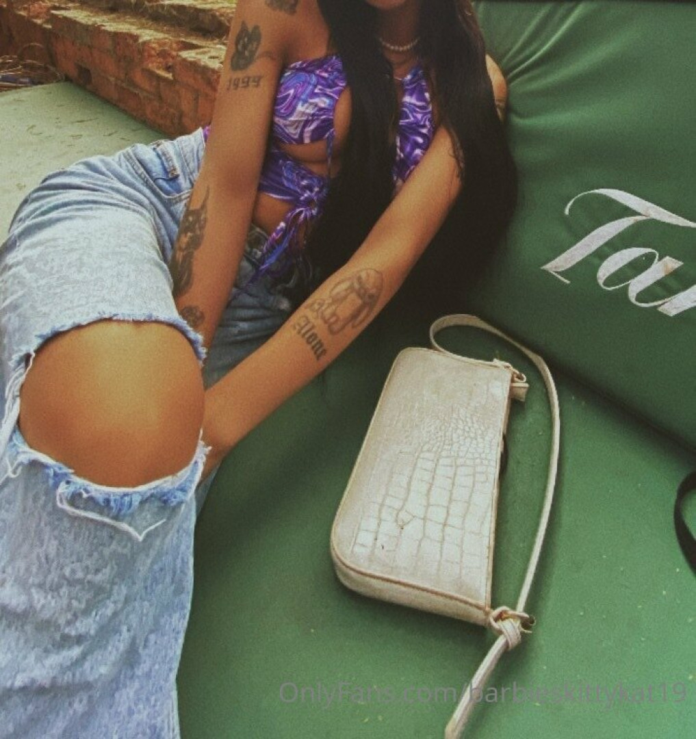 Photo by barbieskittykat19 published on December 9,2023 18:30:10 - BestThots