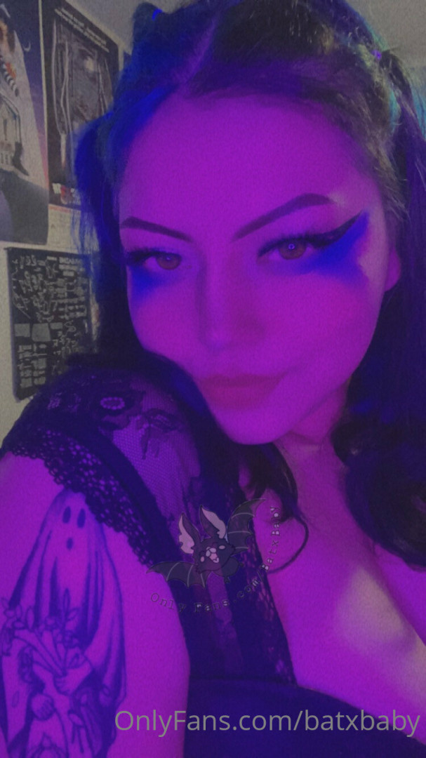 Photo by batxbaby published on December 10,2023 04:15:46 - BestThots