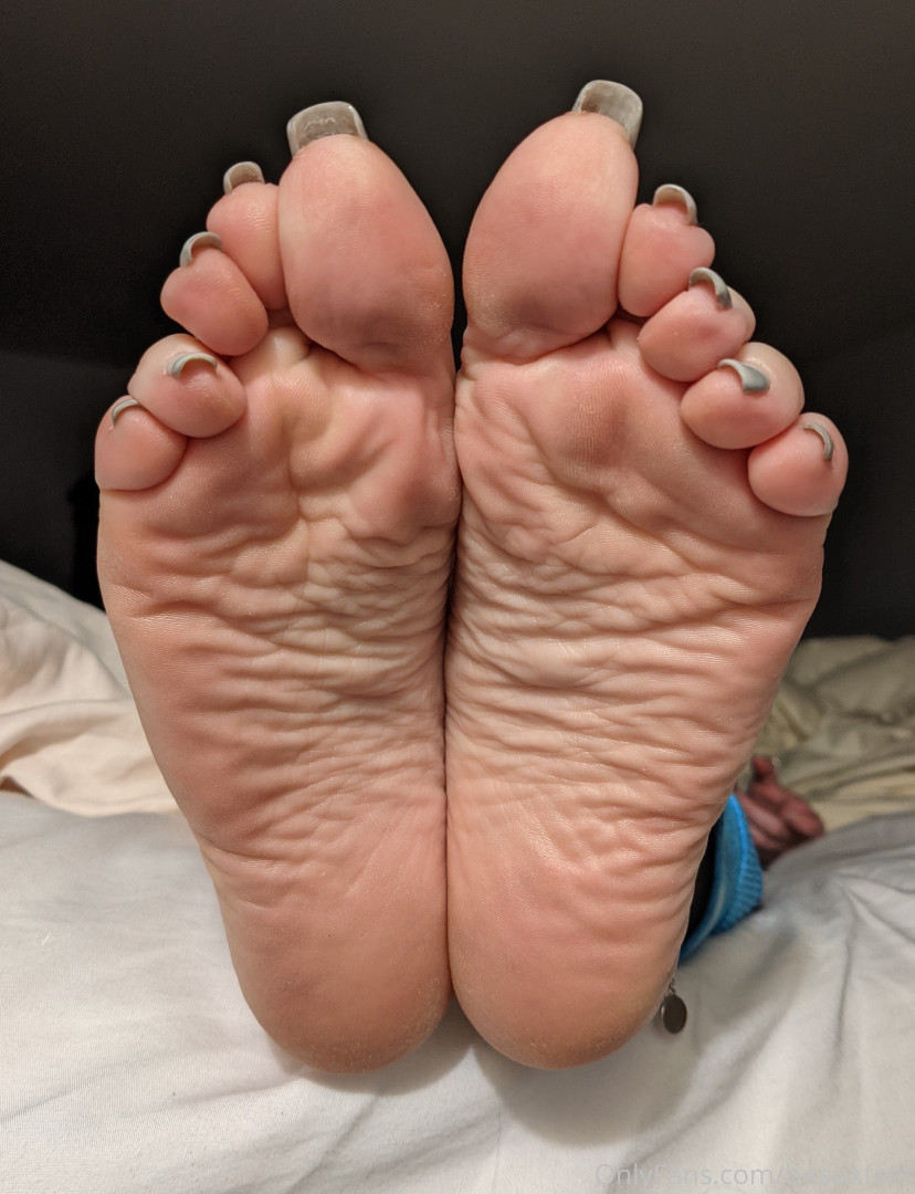Photo by beauxfeet published on December 10,2023 02:48:42 - BestThots