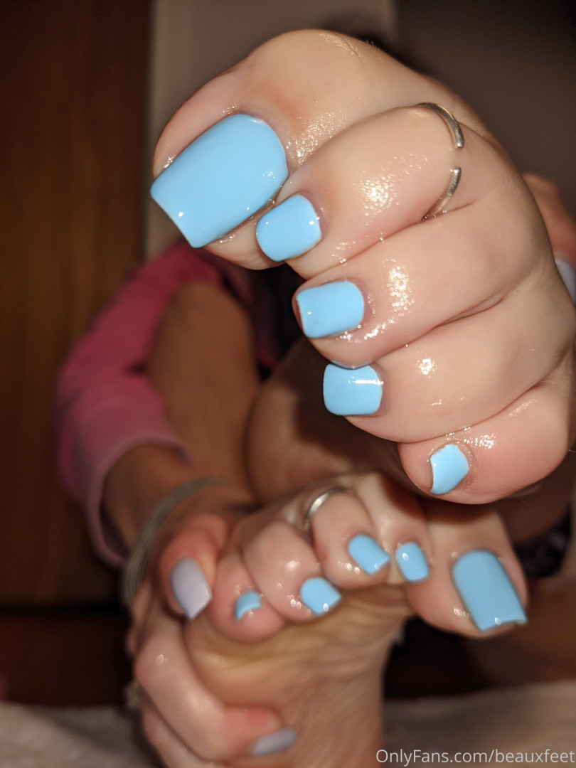 Photo by beauxfeet published on December 10,2023 02:50:15 - BestThots