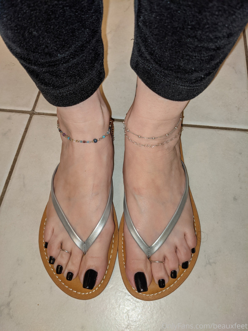 Photo by beauxfeet published on December 10,2023 02:54:36 - BestThots