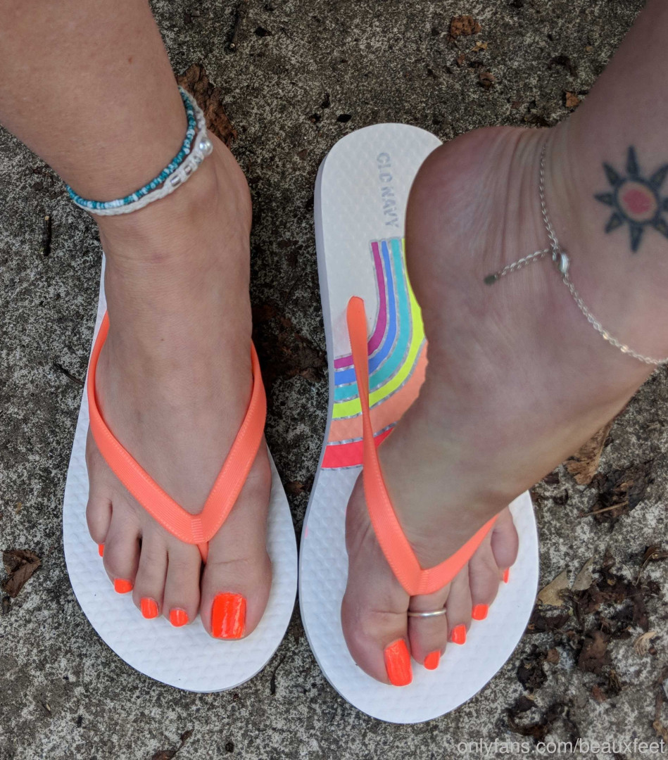 Photo by beauxfeet published on December 10,2023 03:04:18 - BestThots