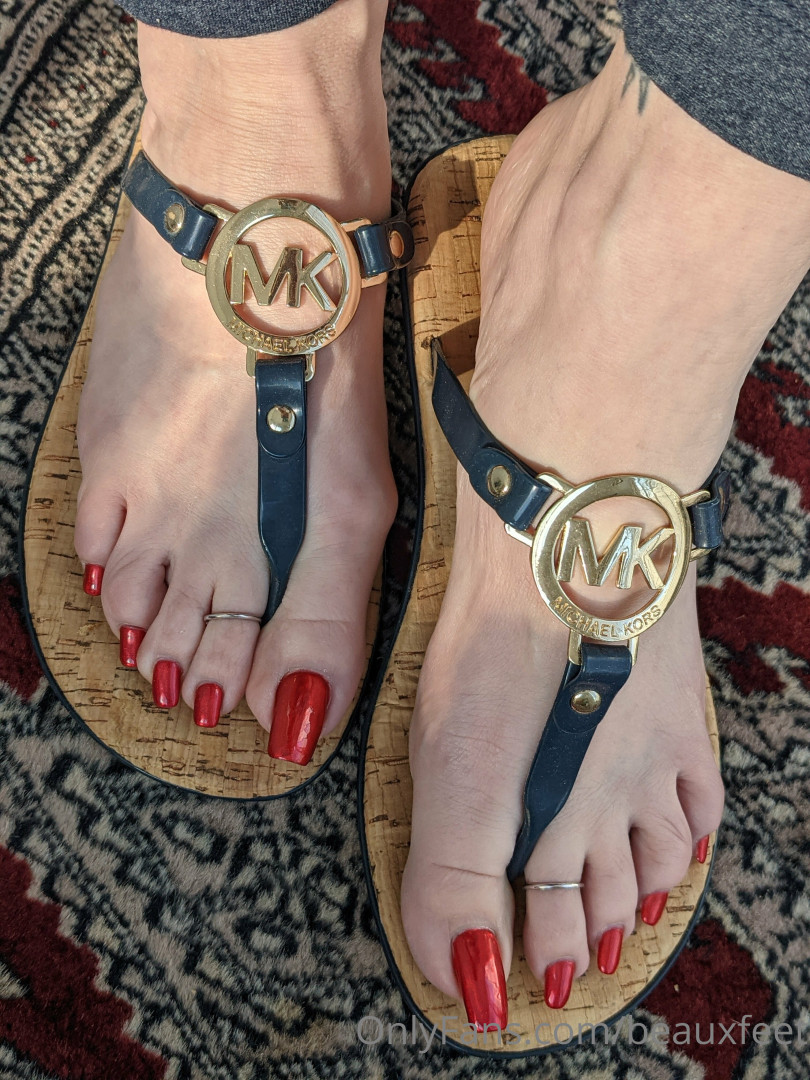 Photo by beauxfeet published on December 10,2023 03:04:26 - BestThots