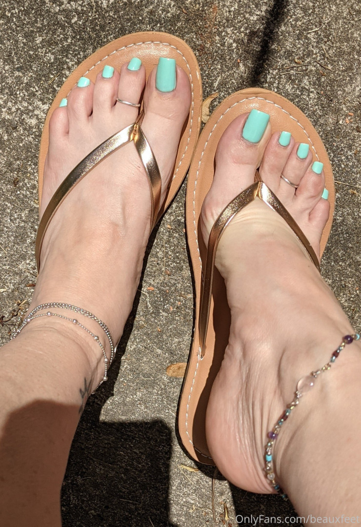 Photo by beauxfeet published on December 10,2023 03:04:30 - BestThots