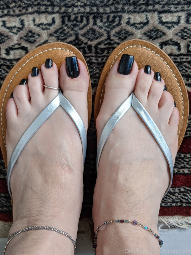 Photo by beauxfeet published on December 10,2023 03:05:04 - BestThots