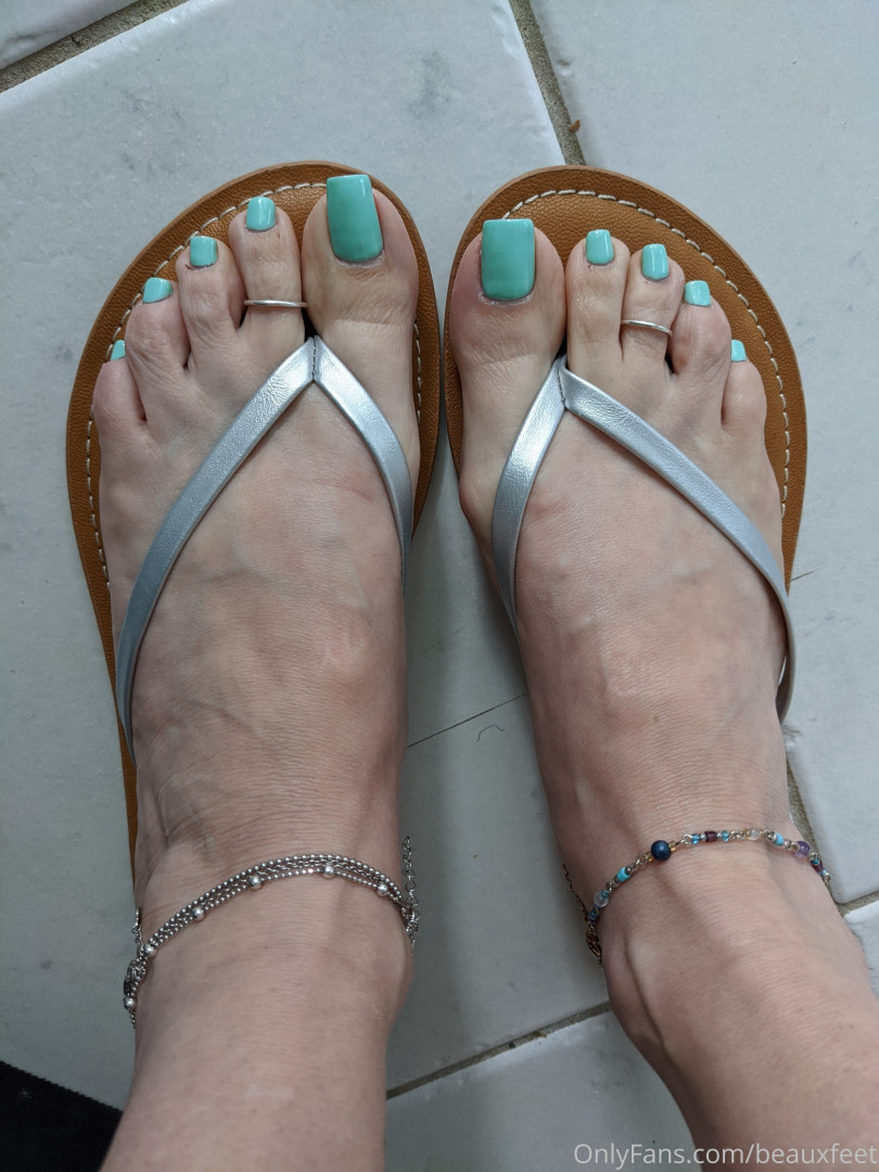 Photo by beauxfeet published on December 10,2023 03:07:45 - BestThots