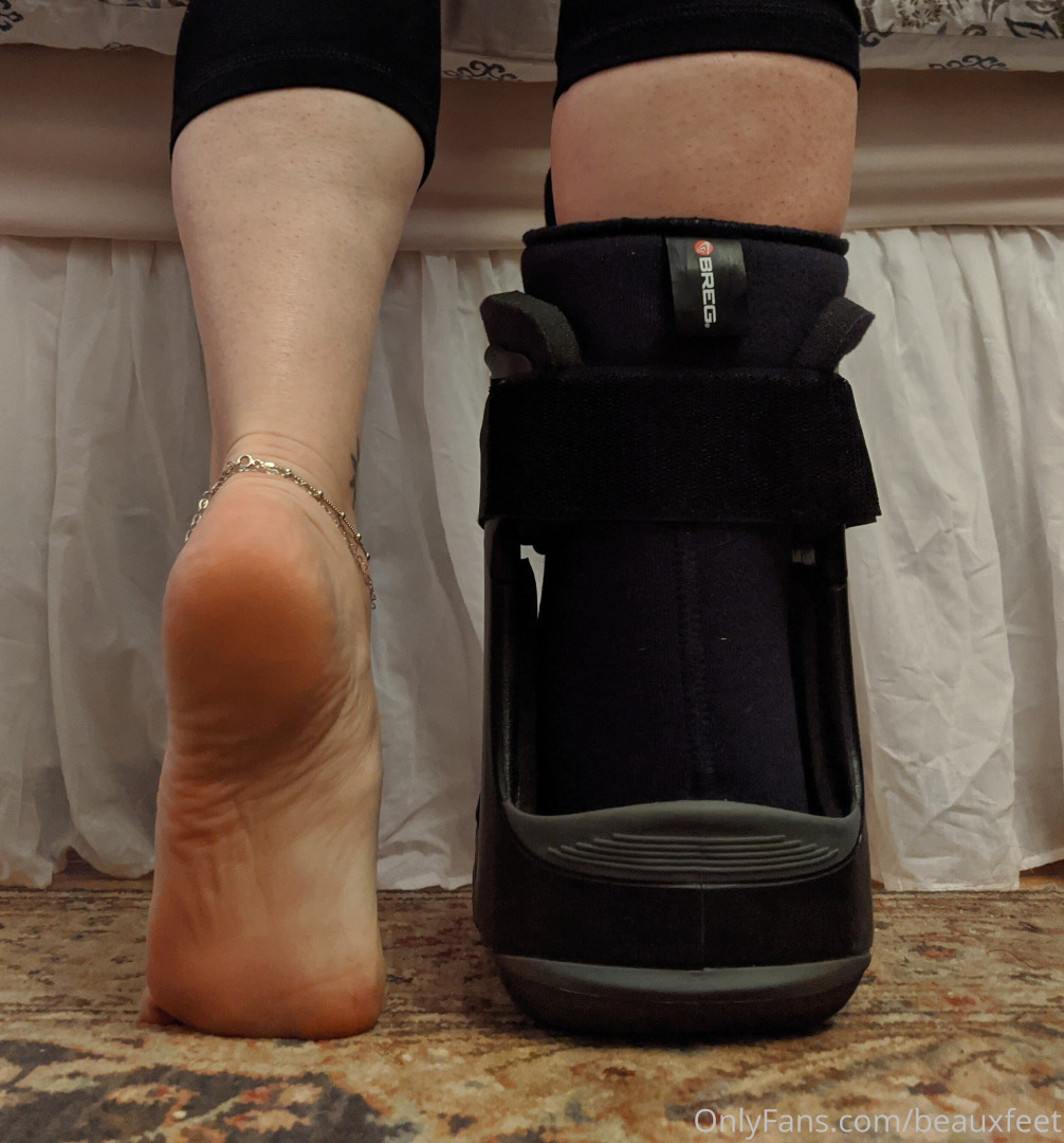 Photo by beauxfeet published on December 10,2023 03:11:35 - BestThots