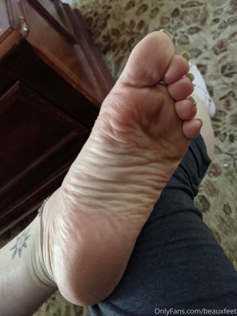 Photo by beauxfeet published on December 10,2023 03:13:35 - BestThots