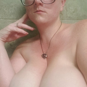 big_titty_gamer_wifey #8716303