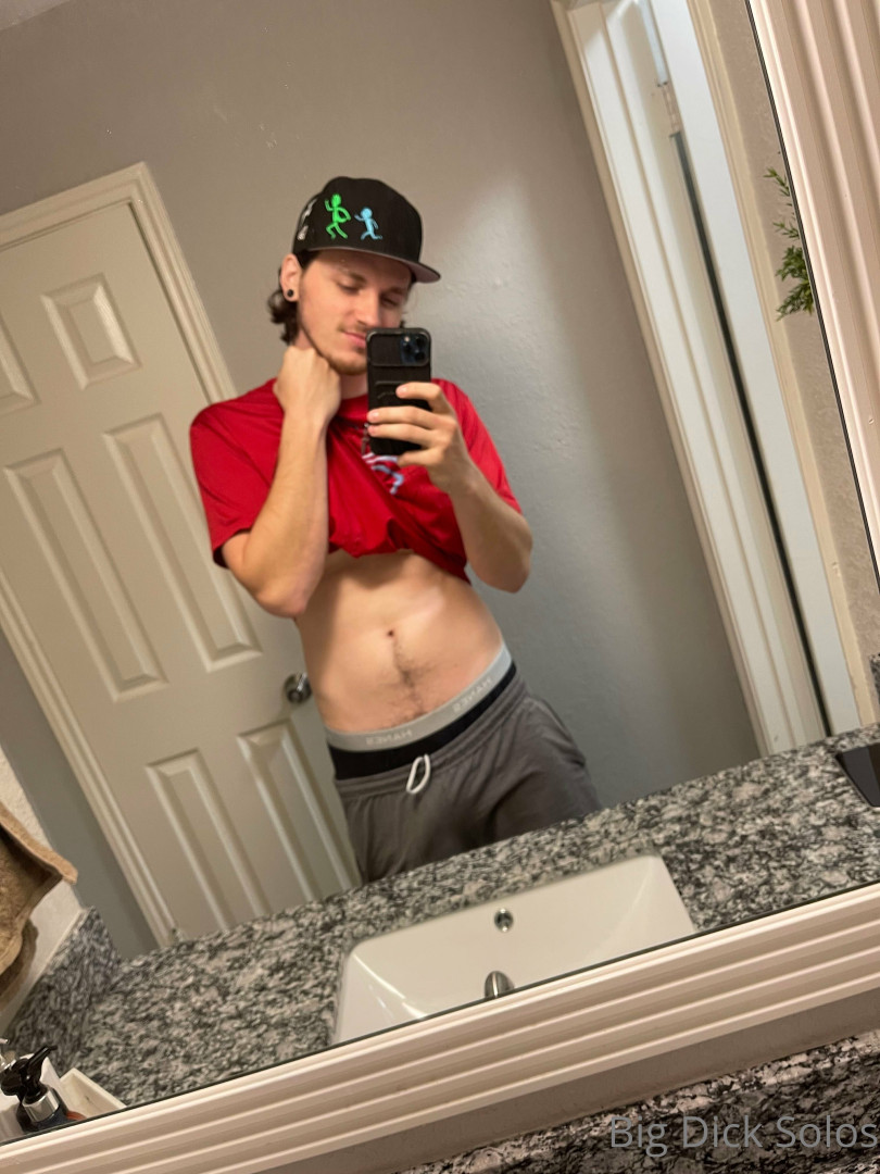 Photo by bigdicksolos published on December 9,2023 23:52:23 - BestThots