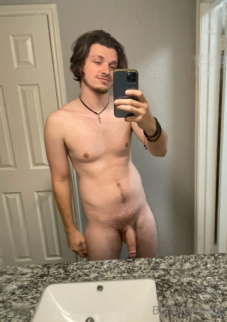 Photo by bigdicksolos published on December 9,2023 23:52:27 - BestThots