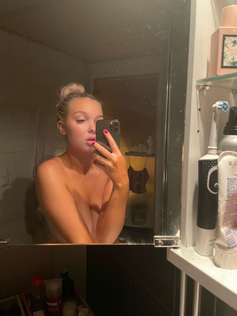 Photo by bigtitties1000 published on December 9,2023 23:45:03 - BestThots