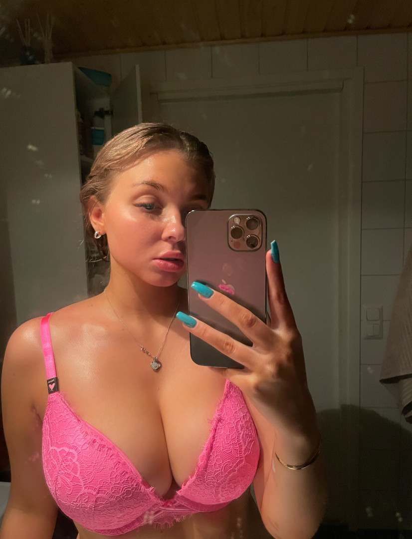 Photo by bigtitties1000 published on December 9,2023 23:50:01 - BestThots