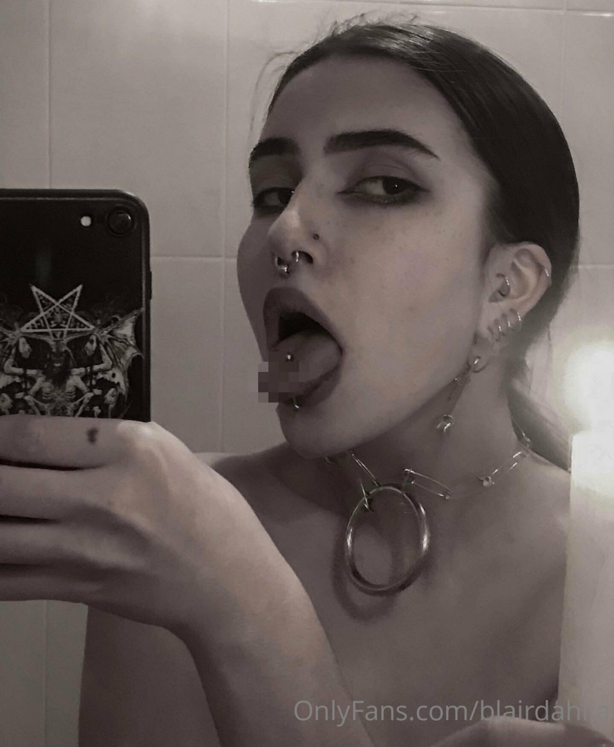 Photo by blairdahlia published on December 9,2023 22:57:02 - BestThots