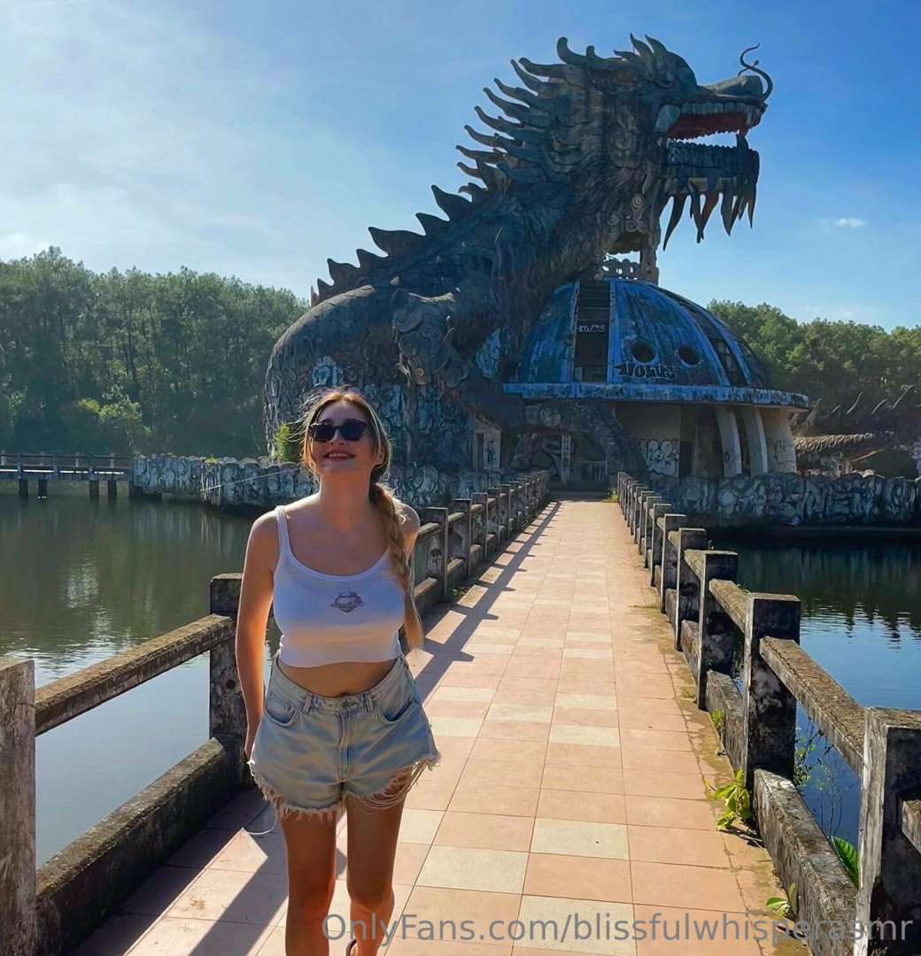 Photo by blissfulwhisperasmr published on December 9,2023 22:34:13 - BestThots