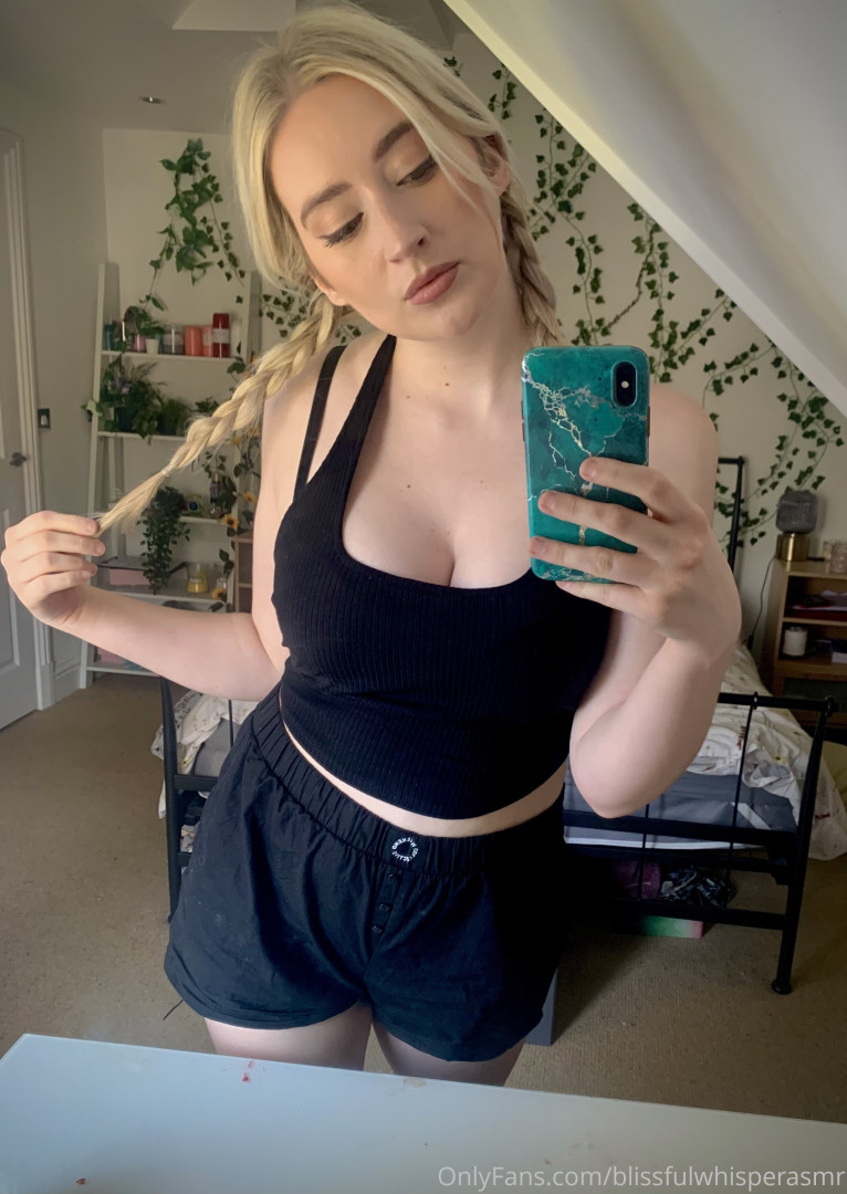Photo by blissfulwhisperasmr published on December 9,2023 22:35:32 - BestThots