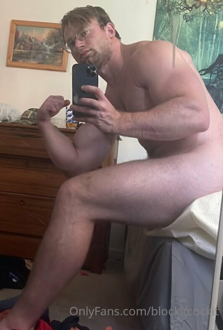Photo by blockitcockit published on December 9,2023 22:24:55 - BestThots
