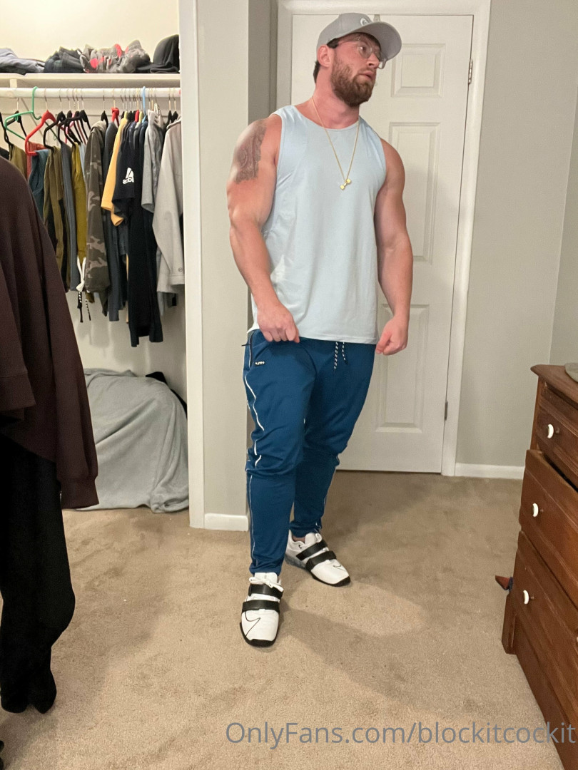 Photo by blockitcockit published on December 9,2023 22:25:12 - BestThots