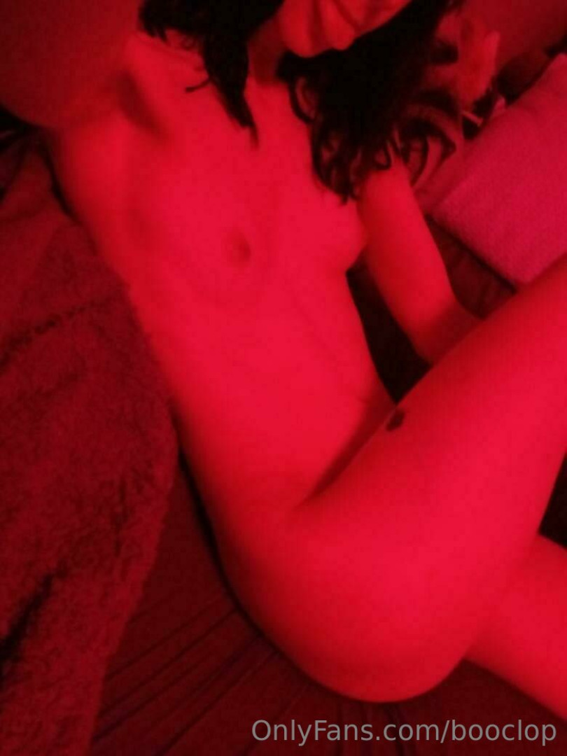 Photo by booclop published on December 9,2023 22:08:40 - BestThots