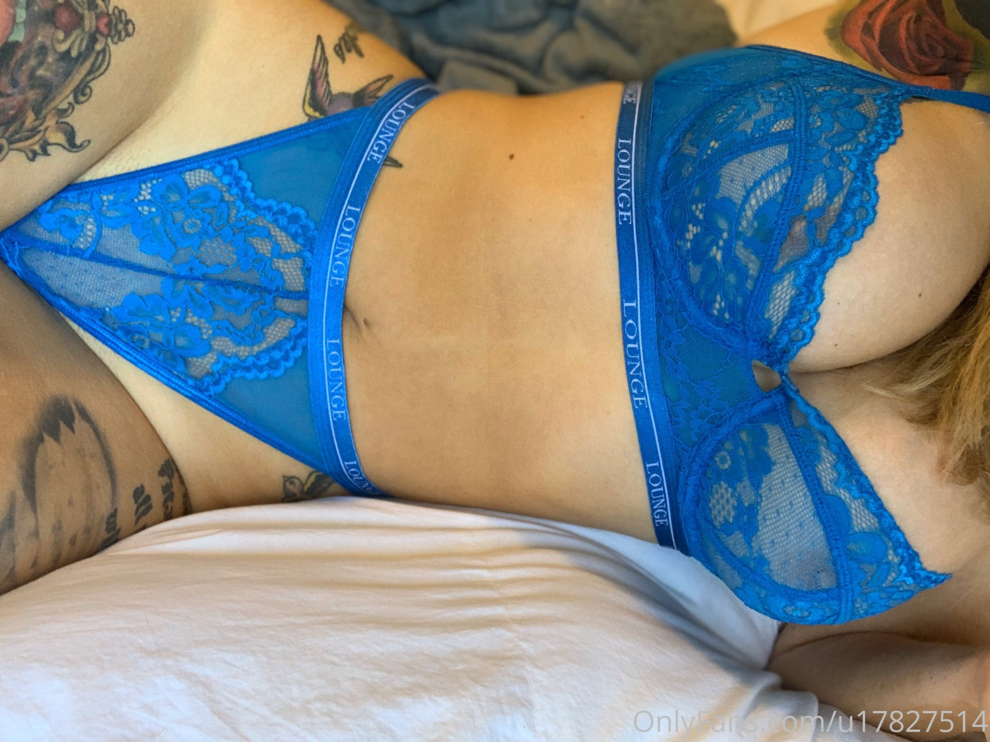 Photo by catsandcookies published on January 10,2024 01:18:05 - BestThots
