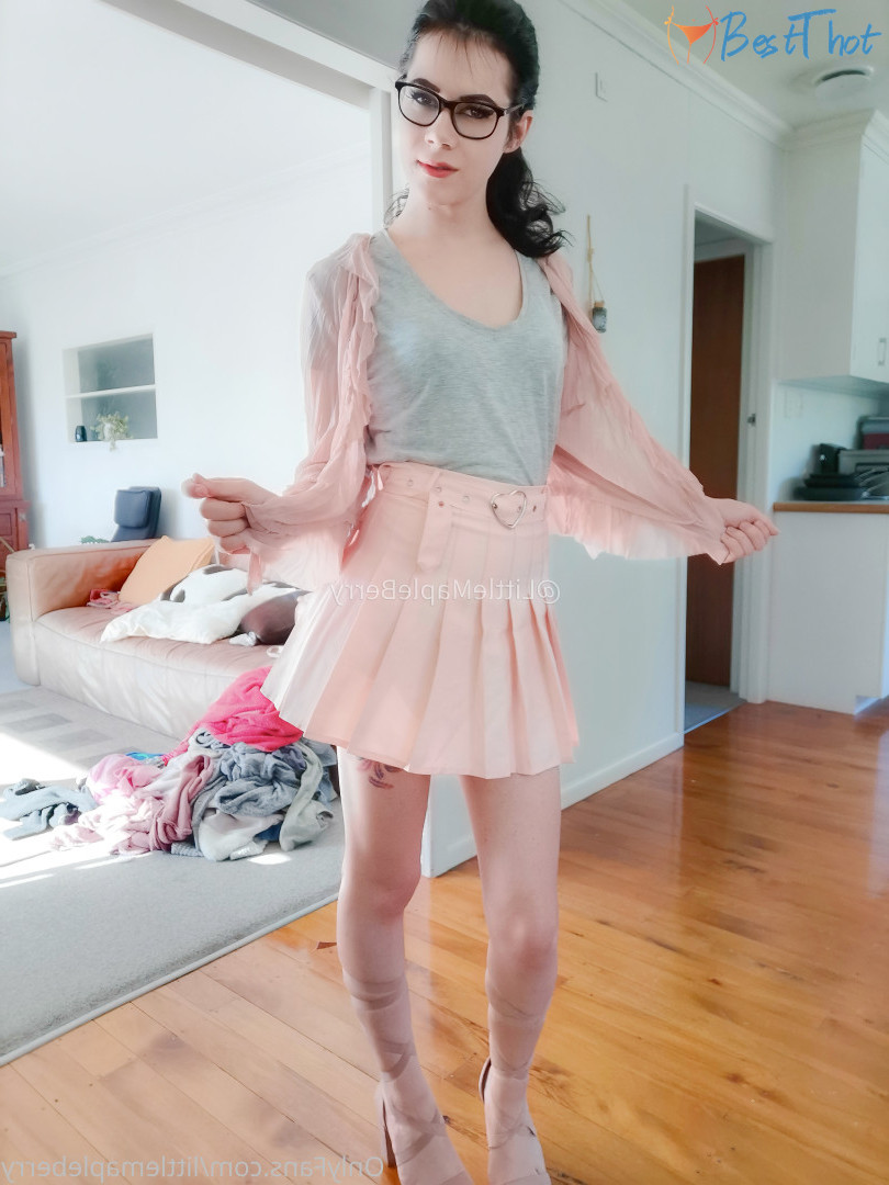 Photo by littlemapleberry published on December 18,2024 07:07:14 - BestThots