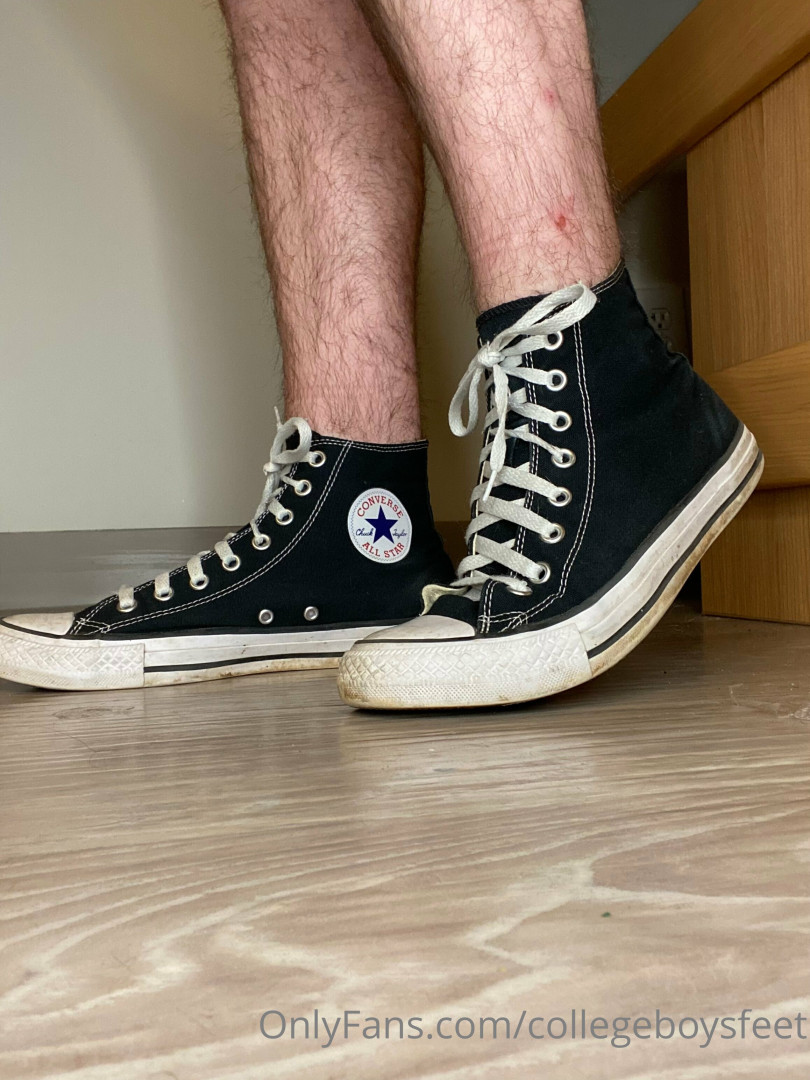Photo by collegeboysfeet published on January 10,2024 07:12:01 - BestThots