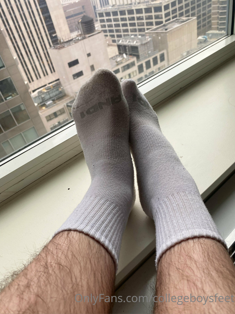 Photo by collegeboysfeet published on January 10,2024 07:12:03 - BestThots