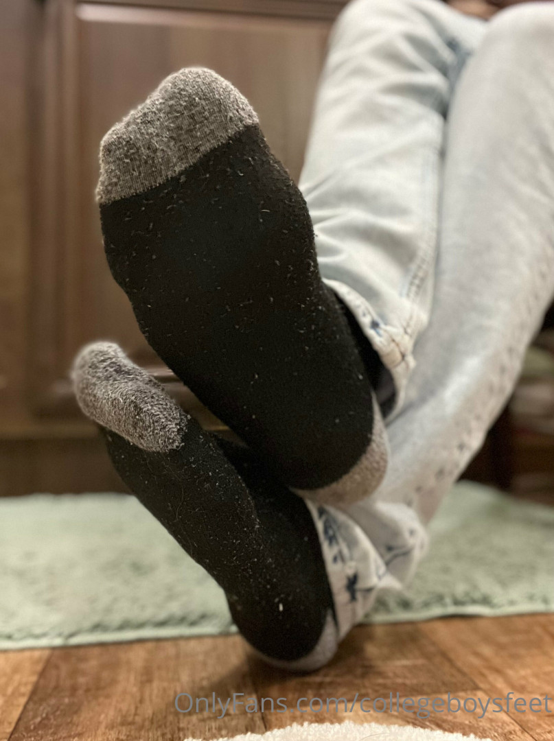 Photo by collegeboysfeet published on January 10,2024 07:12:05 - BestThots