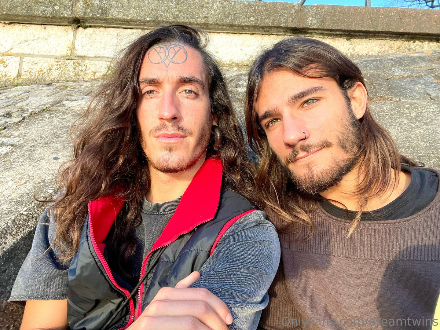 Photo by dreamtwins published on January 13,2024 04:54:41 - BestThots