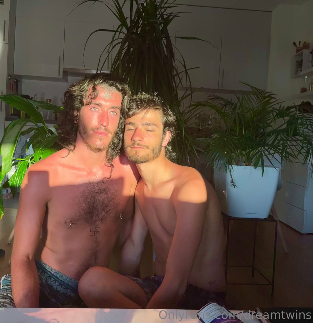 Photo by dreamtwins published on January 13,2024 04:54:42 - BestThots