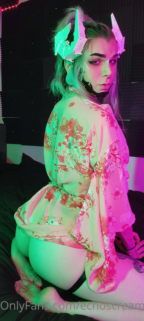 Photo by echoscreams published on January 13,2024 04:22:04 - BestThots