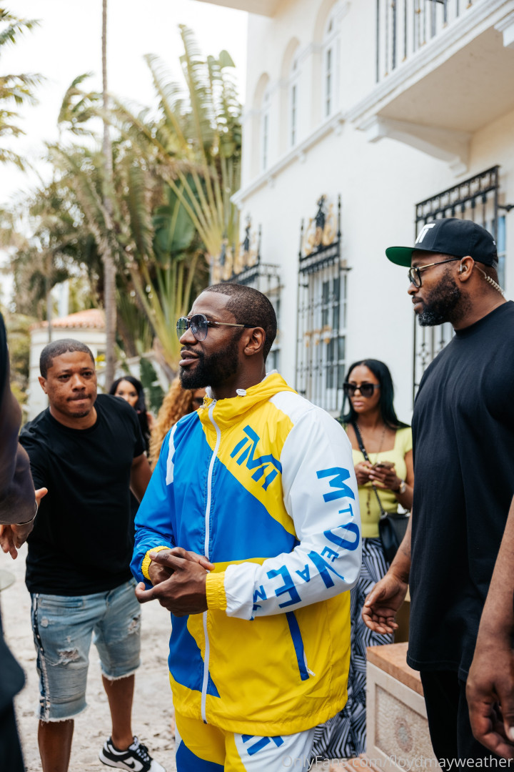 Photo by floydmayweather published on May 27,2023 00:51:37 - BestThots