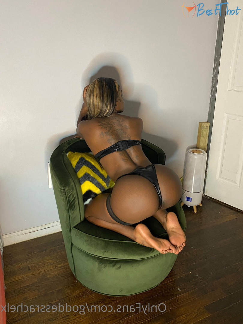 Photo by goddessrachelx published on December 23,2024 08:11:20 - BestThots