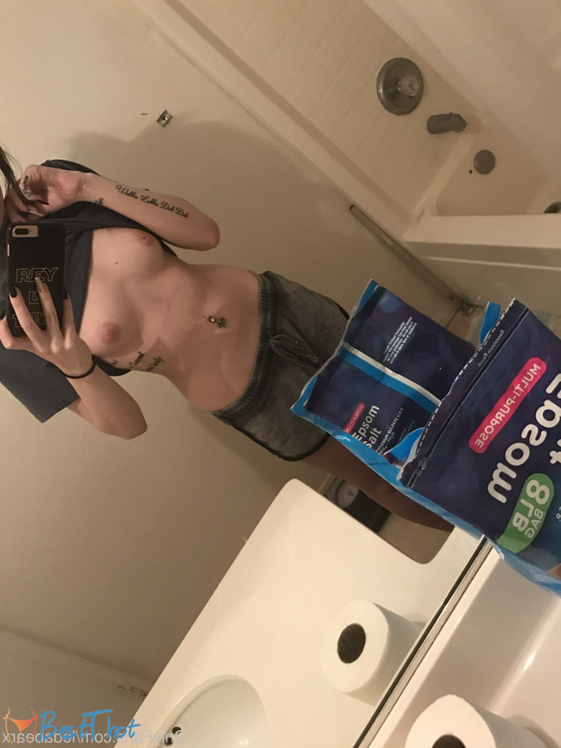Photo by ledabearx published on December 23,2024 23:11:41 - BestThots