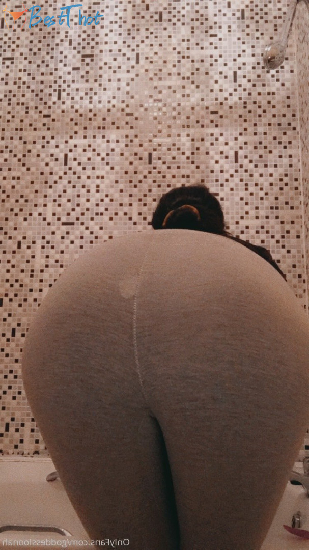 Photo by goddessloonah published on December 24,2024 03:10:46 - BestThots