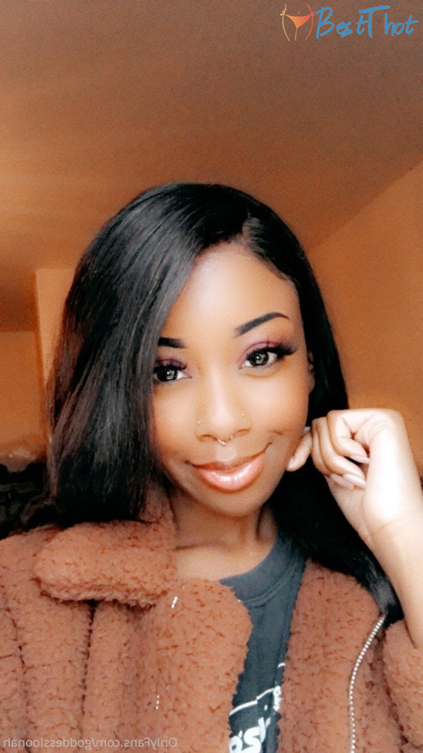 Photo by goddessloonah published on December 24,2024 03:11:21 - BestThots