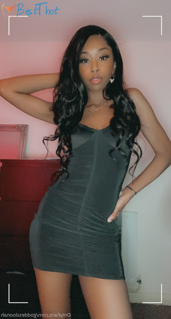Photo by goddessloonah published on December 24,2024 04:10:42 - BestThots