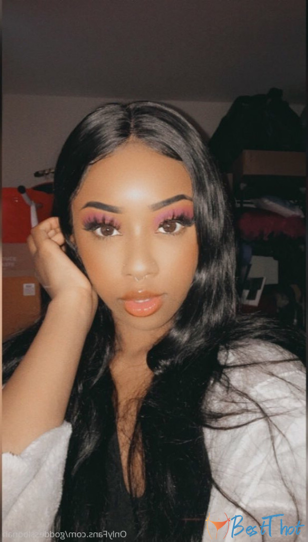 Photo by goddessloonah published on December 24,2024 04:11:25 - BestThots