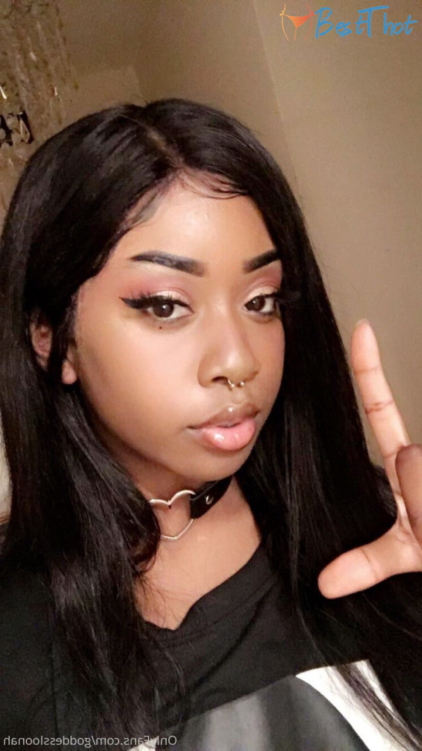 Photo by goddessloonah published on December 24,2024 04:11:27 - BestThots