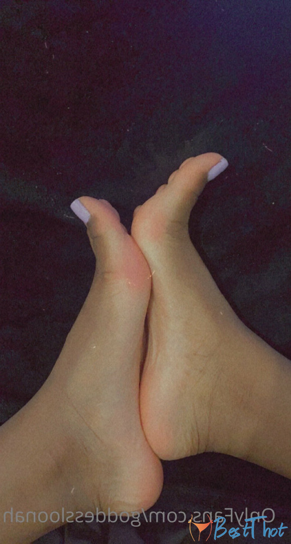 Photo by goddessloonah published on December 24,2024 04:12:46 - BestThots