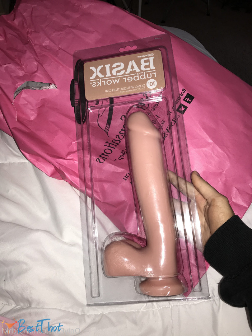 Photo by hotchk1 published on December 24,2024 06:11:43 - BestThots