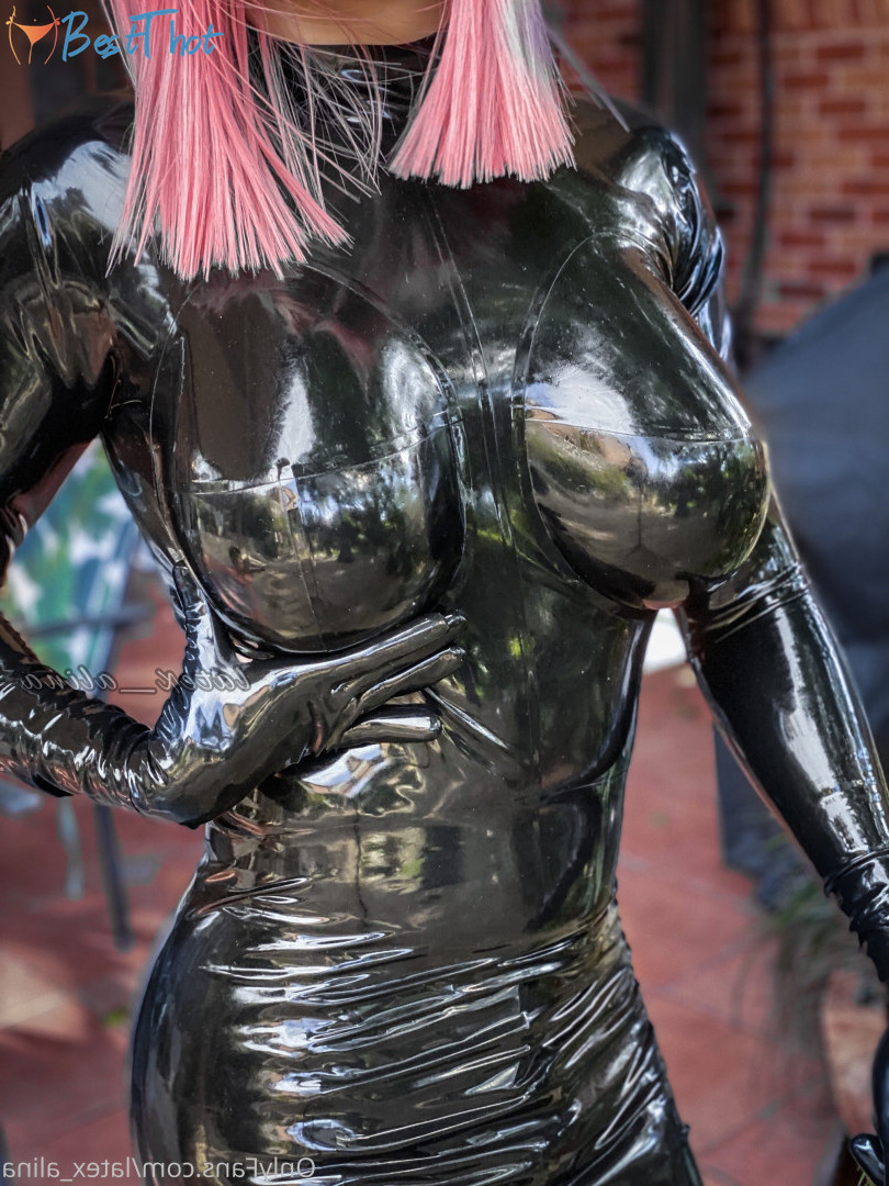 Photo by latex_alina published on December 24,2024 22:10:21 - BestThots